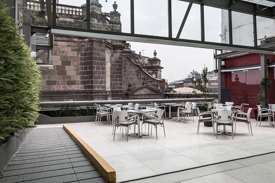 terraza del centro cultural de espa�a, bar-restaurante. centro, ciudad de m�xico