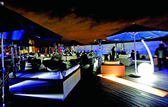 terraza del hotel cort�s. 
restaurante-bar. ciudad de m�xico